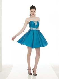 Elegant Beading Satin Short Strapless Cocktail Dress