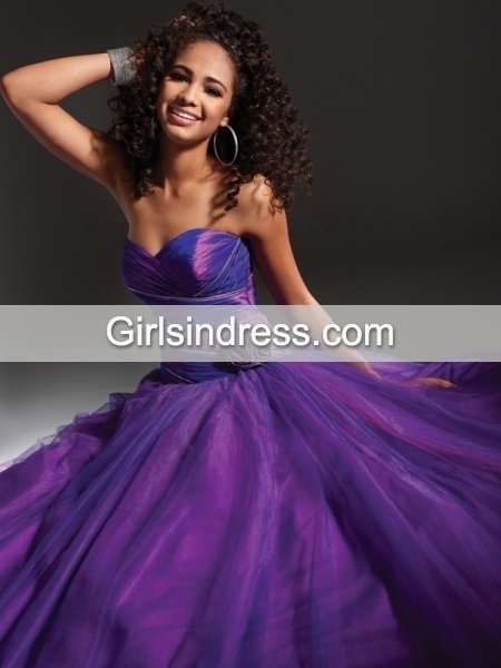 Elegant Ball Gown Sweetheart Tulle & Satin Engagement Dress