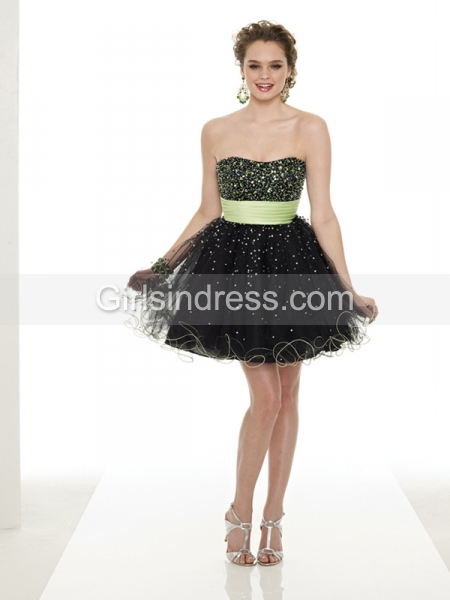 Cute Mini Strapless Beading Organza Graduation Dress With Belt