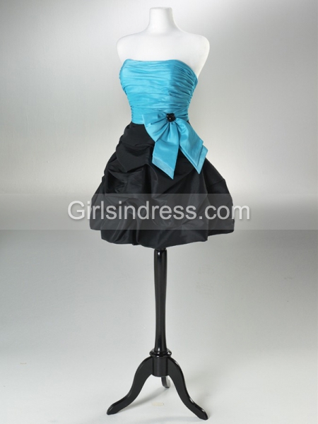 Chic Strapless Satin Bow Pleated Homecoming Dress