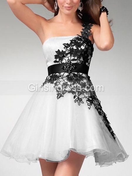 A-line Appliques One Shoulder Organza Graduation Dress