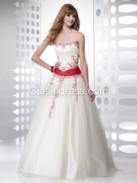 A-line Sweetheart Beading Organza Engagement Dress A-line Sweetheart Beading Organza Engagement Dress